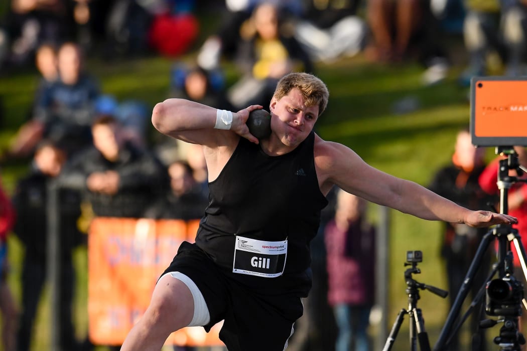 Jacko Gill throws at International Track Meet in Christchurch