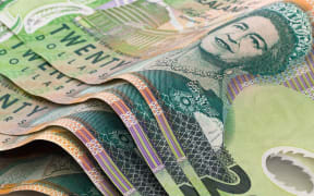 New Zealand 20 dollar notes featuring the image of Queen Elizabeth II.