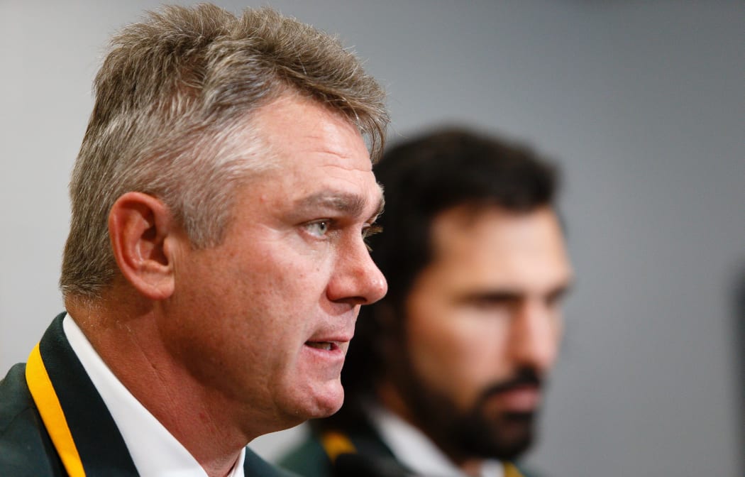 Heyneke Meyer and veteran forward Victor Matfield.