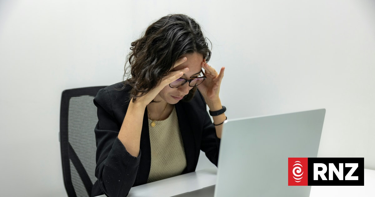 Is your office pushing you into 'survival mode'? - RNZ