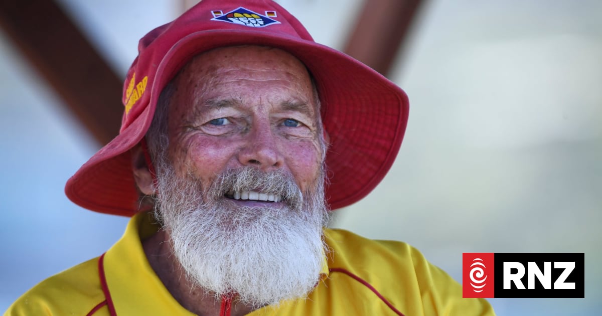 New Zealand's most dedicated lifeguard is 75 - he's still saving lives
