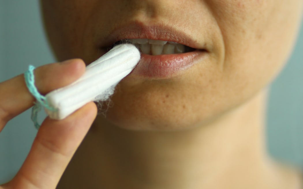 Mensez is a bit like when you accidentally pull a tampon out of your bag thinking it's lipstick, but the other way around.