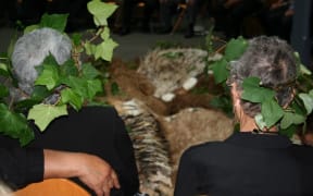 Kuia at the pōwhiri.