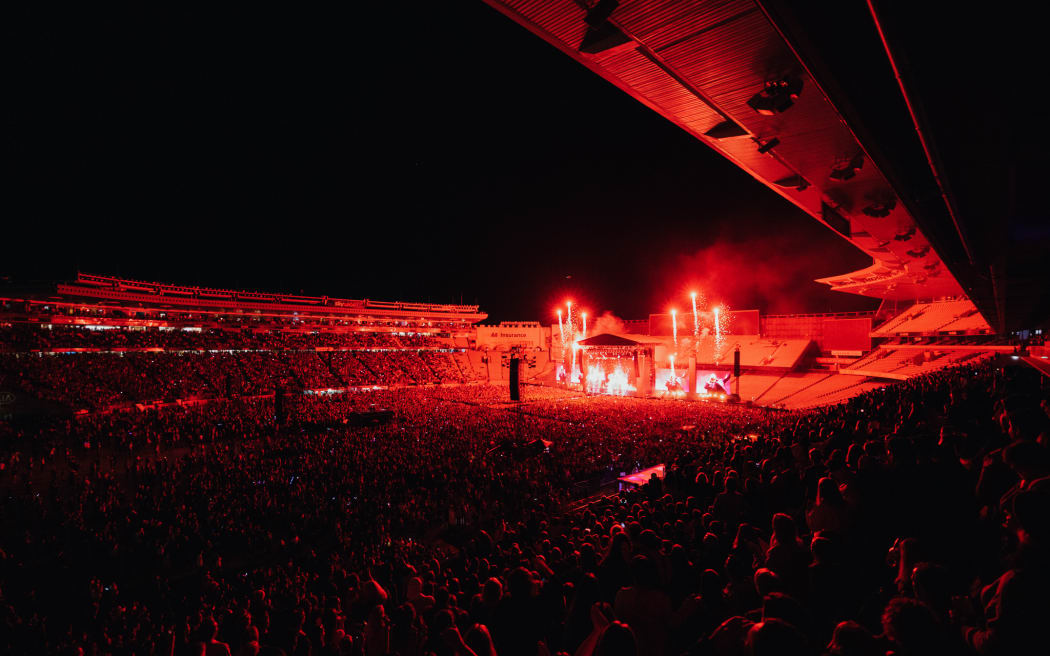 Eden Park was sold out for the first New Zealand act to headline a concert at the stadium.
