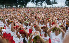 Bid to set dance record set in Tahiti