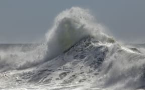 Stormy wave splash.