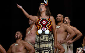 Ria Hall performing for Te Taumata o Apanui at Te Matatini.