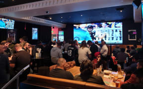 Christchurch cricket fans watch tense 2019 World Cup final between New Zealand and England