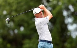 Steven Alker slips from lead at Pebble Beach | RNZ
