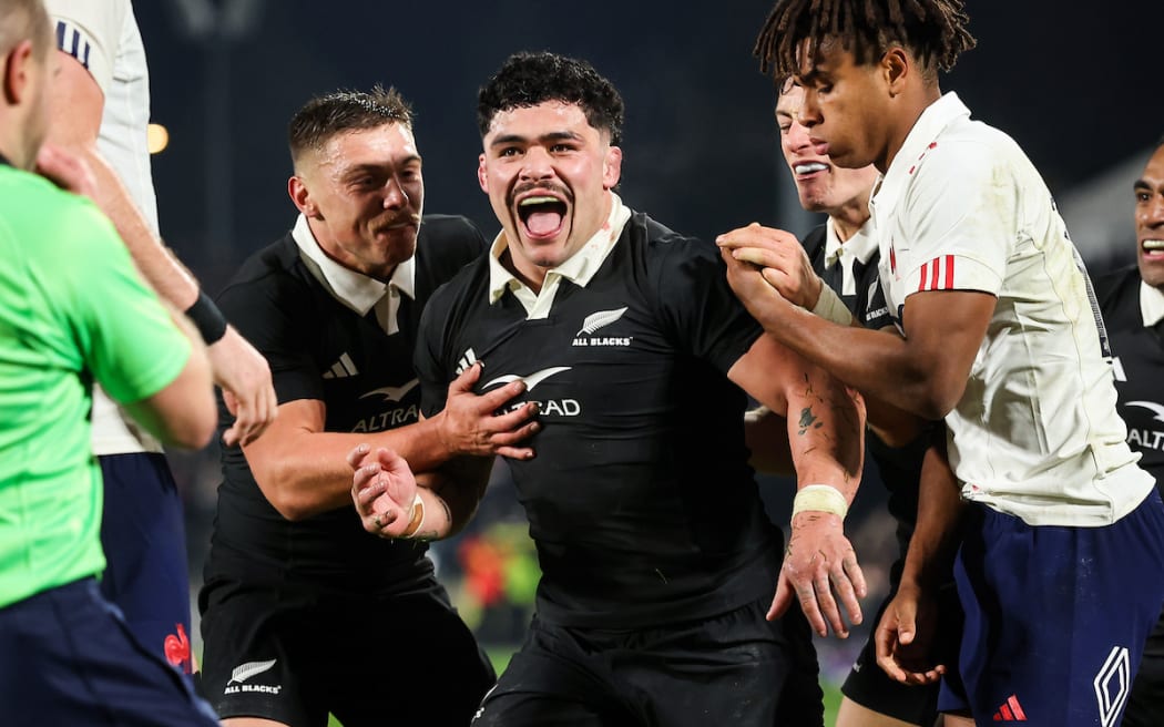 Du’Plessis Kirifi of New Zealand celebrates his try, New Zealand All Blacks v France, 3rd Test of the Lipovitan-D Series v France at FMG Stadium, Hamilton, New Zealand on Saturday 19 July 2025.
Photo: Brett Phibbs / Photosport