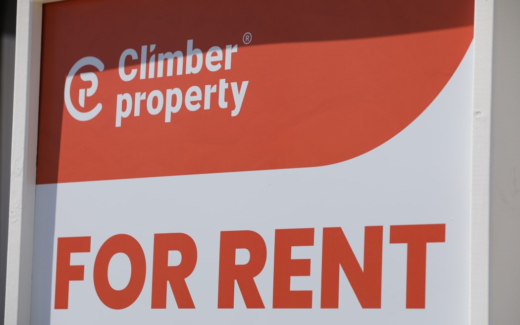 A For Rent sign in Hobsonville Point