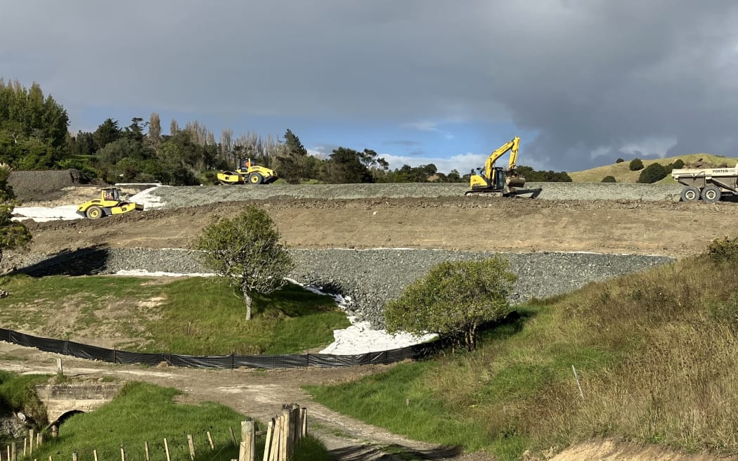 Rebuilding of a 100-metre-long stretch of railway embankment near Maungaturoto is nearing completion.