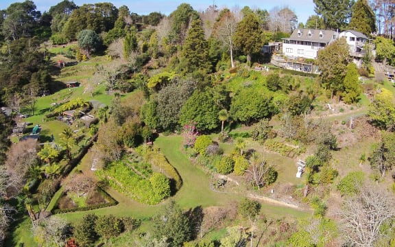 Dave Stephens has created EIREVER.