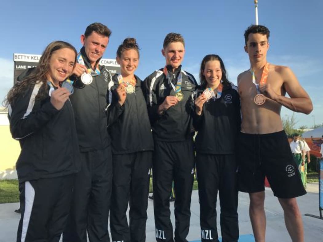 NZ Youth Commonweath Games swim team medalists