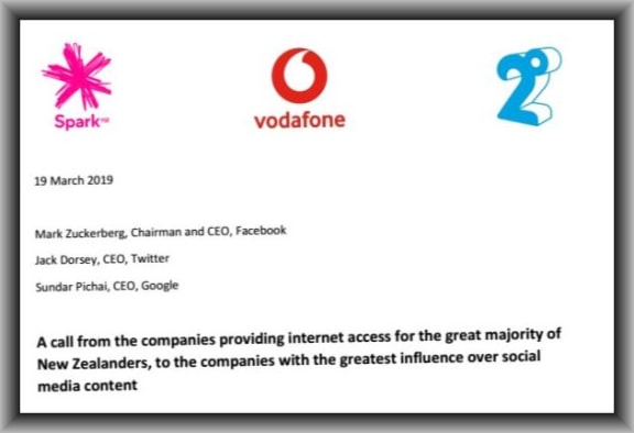 New Zealand's ISPs call on Twitter, Facebook and Google to step on distressing content on social media.