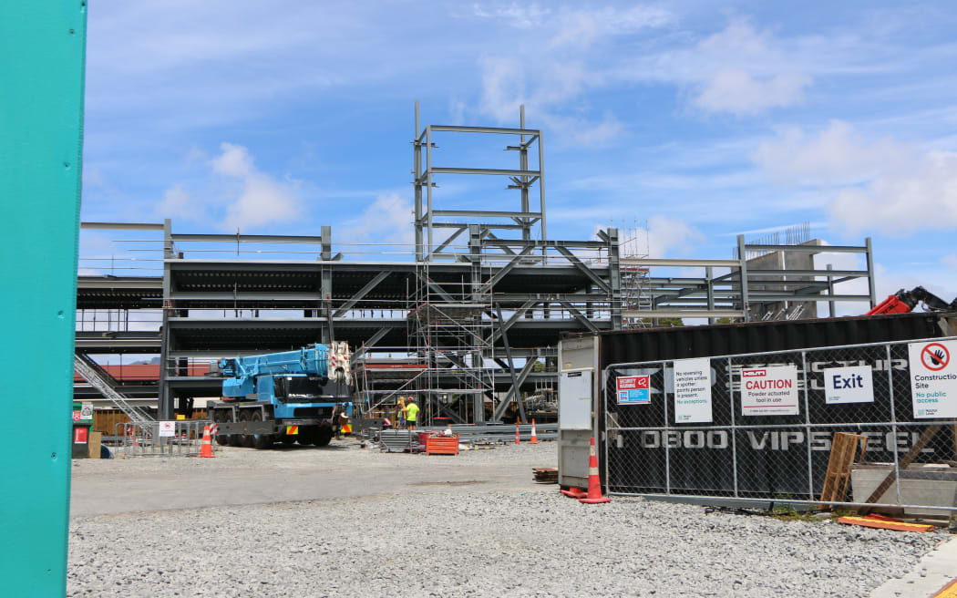 The new public carpark is being constructed by Ngāi Tahu Property on the corner of St Asaph Street and Hagley Ave, across the road from the hospital.