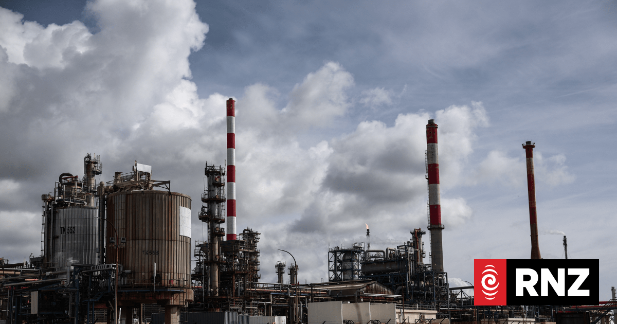 IEA announces record release of strategic stocks in response to Iran war oil price surge - RNZ