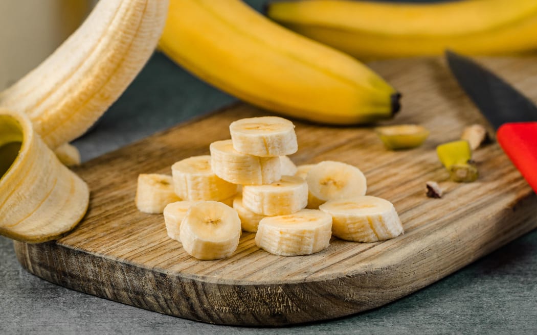 sliced banana