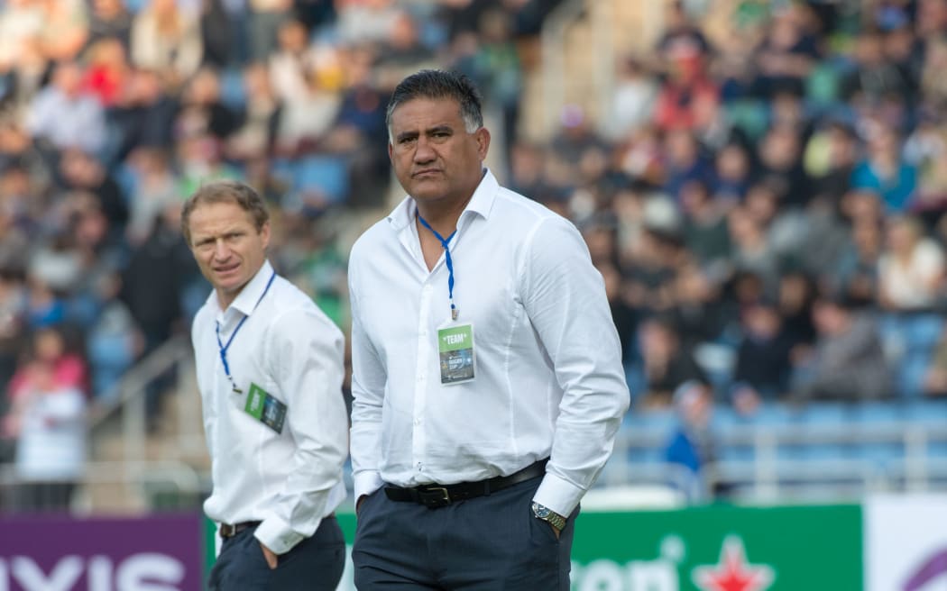 Highlanders Head Coach Jamie Joseph and assistant Tony Brown in 2016.