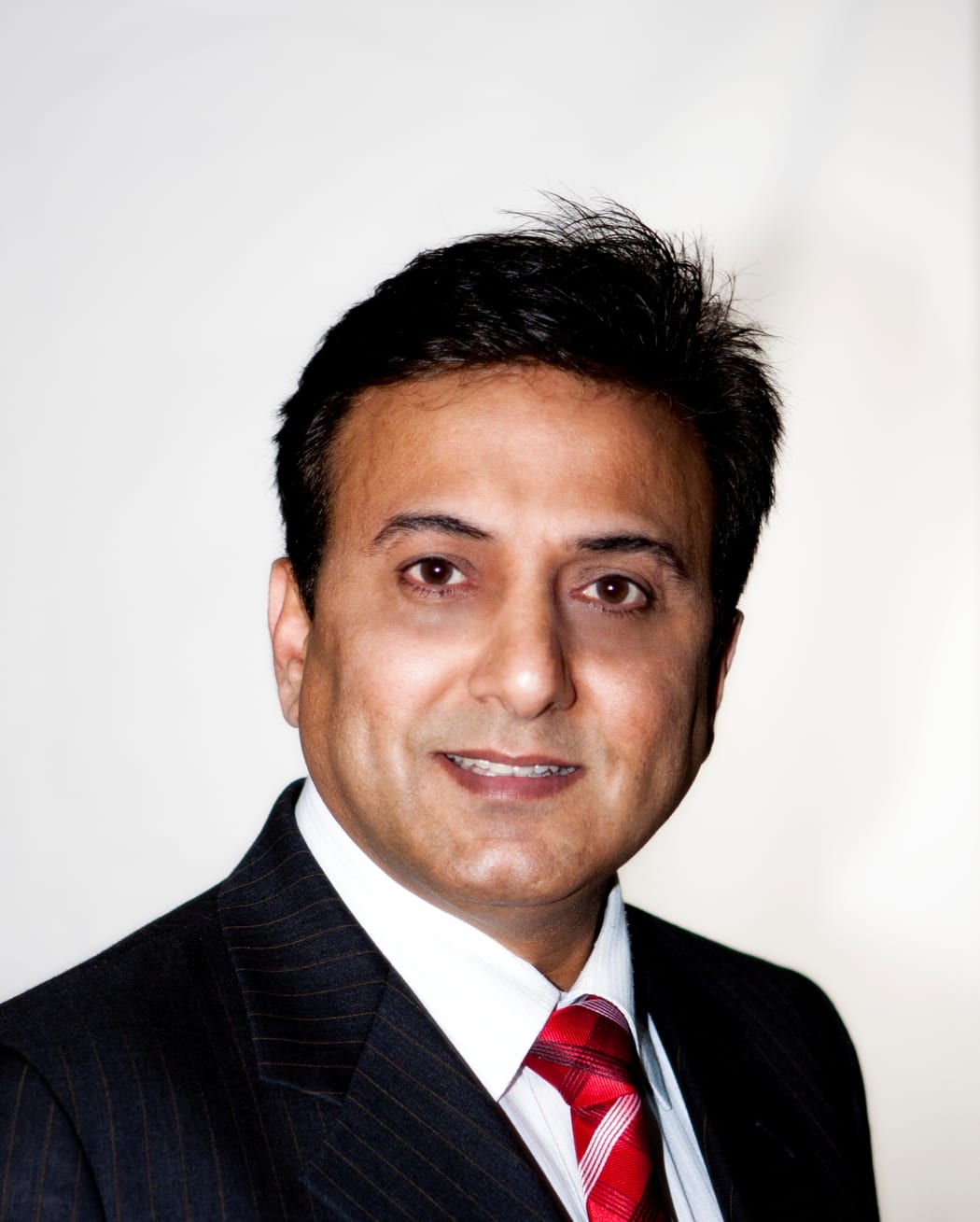 Sunny Kaushal said the Prime Minister and Finance Minister should intervene in the case.