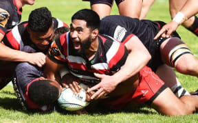 Cardiff Vaega scores a try