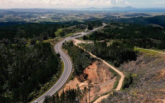 State Highway 1 over the Brynderwyns will close until 12 May for repairs.
