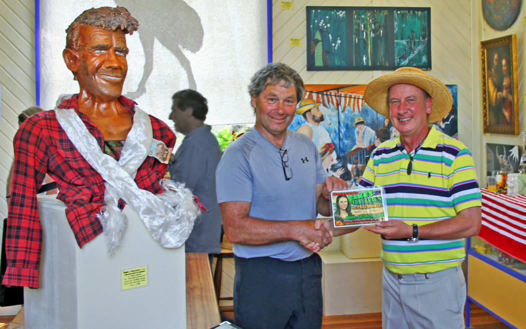 Richard Aslett on right, Fakes and Forgeries exhibition organiser