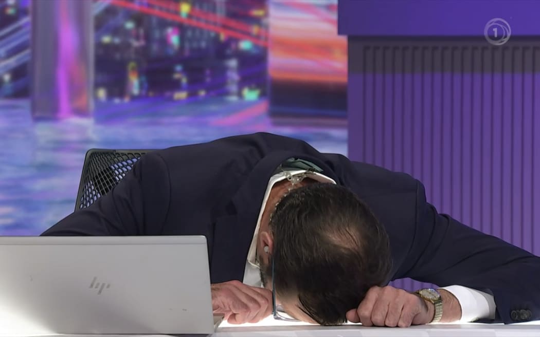 Scotty Stevenson has a moment as New Zealand shot putter Tom Walsh escapes disqualification from the final at the Tokyo 2020 Olympic Games.