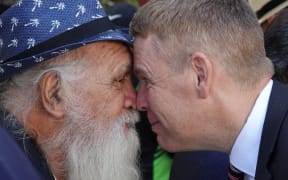 Ngāpuhi Rangatira Hone Sadler shares a hongi with Labour leader Chris Hipkins.