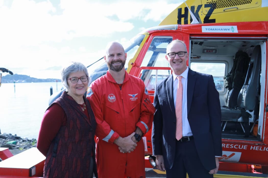 Land Information Minister Eugenie Sage and Transport Minister Phil Twyford with rescue helicopter pilot, Rob Arrowsmith.