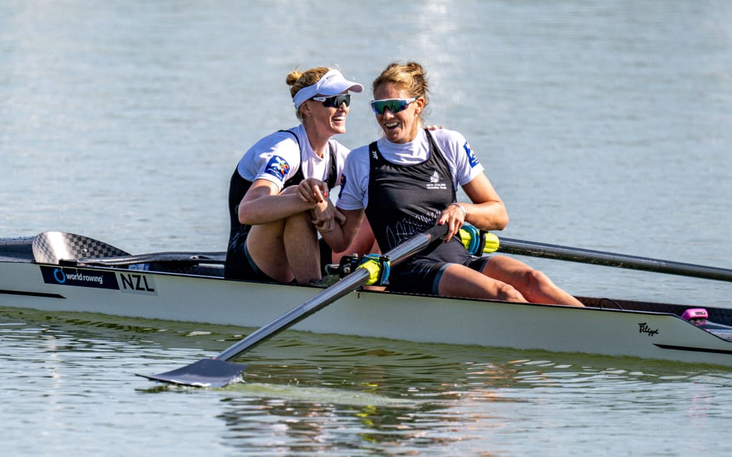 Kerri Williams (stroke) and Grace Prendergast (bow), New Zealand Womens Pair. World Champions, Gold Medal, Czech Republic, 2022.