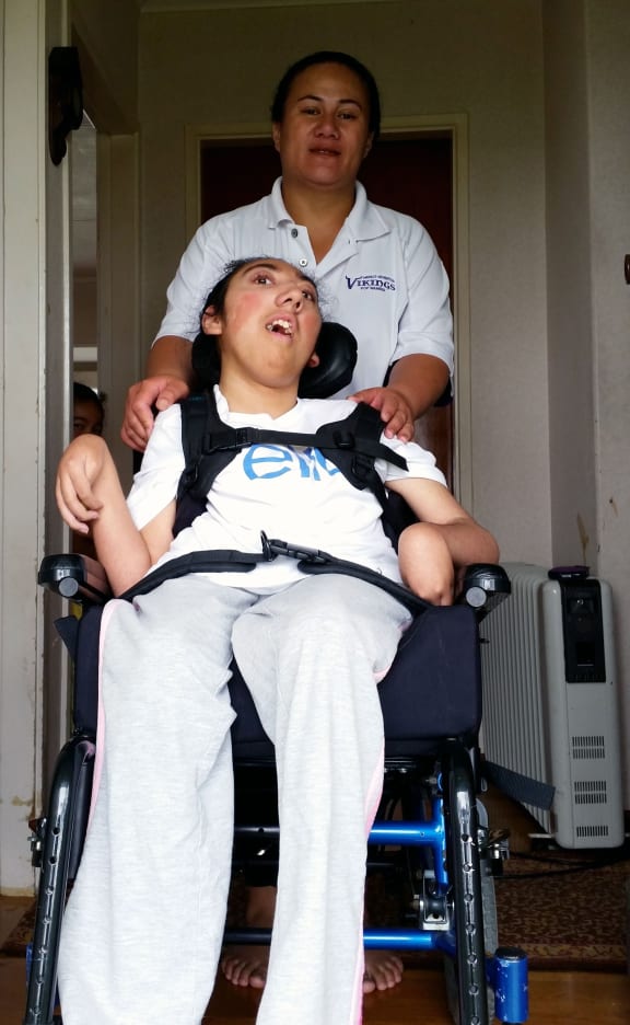 Carol Pole and her daughter Launga.