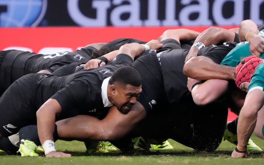Ardie Savea packs down against Ireland.