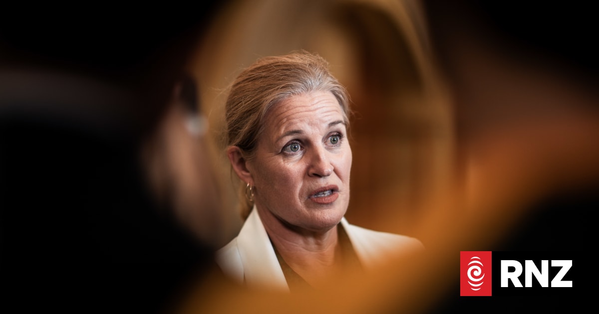Stubborn MPs allergic to apologies