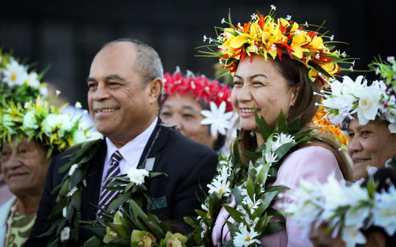 Minister for Pacific Peoples Aupoito William Sio (left) and Green Party co-leader Marama Davidson (right) with members of the Cook Island Community at Parliament to commemorate the 25th anniversary of women's right to vote in New Zealand.