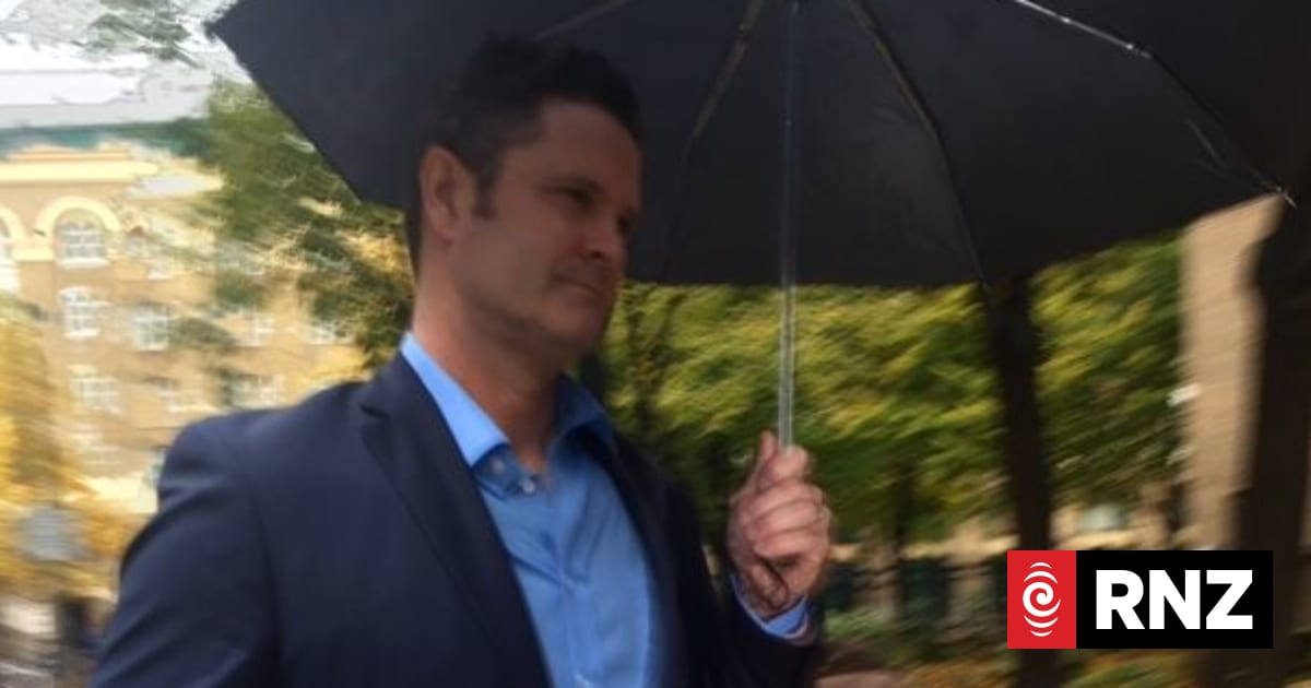 Cairns co-defendant gives evidence in London | RNZ