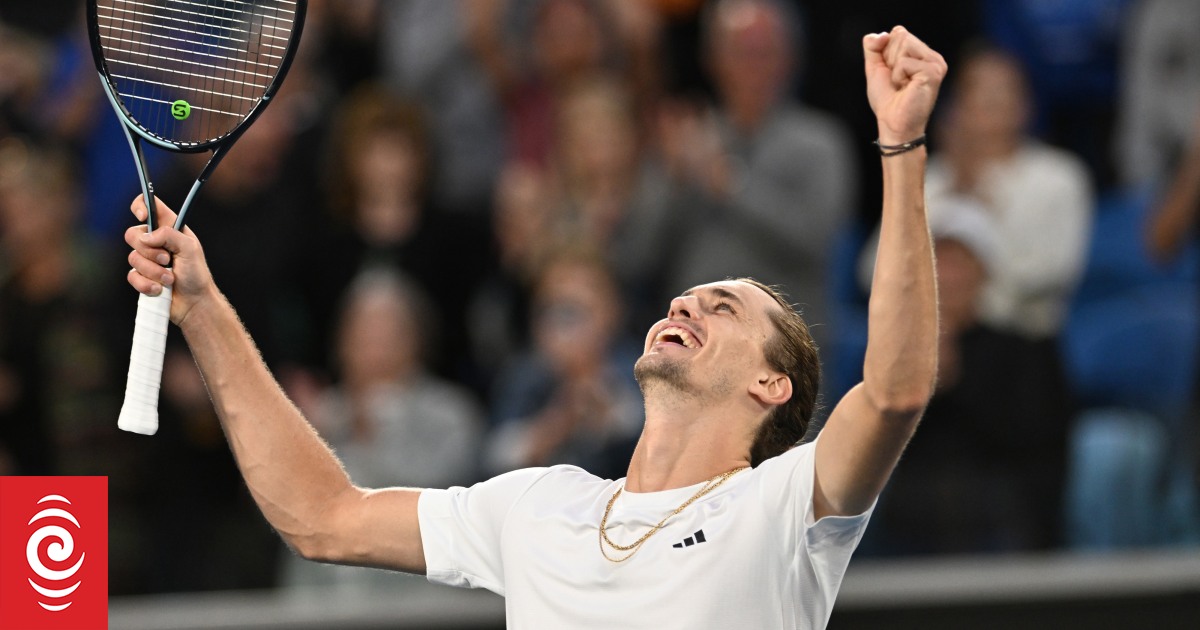 Zverev stuns Alcaraz to reach Australian Open semis - Vimarsana News
