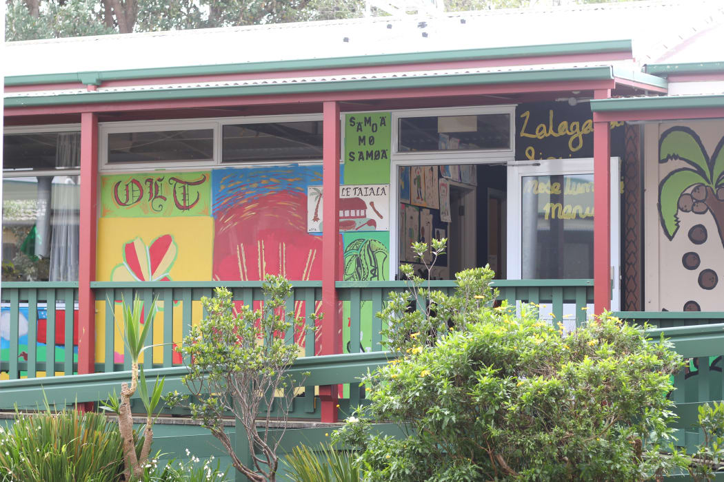 Bilingual unit classroom at Finlayson Park School
