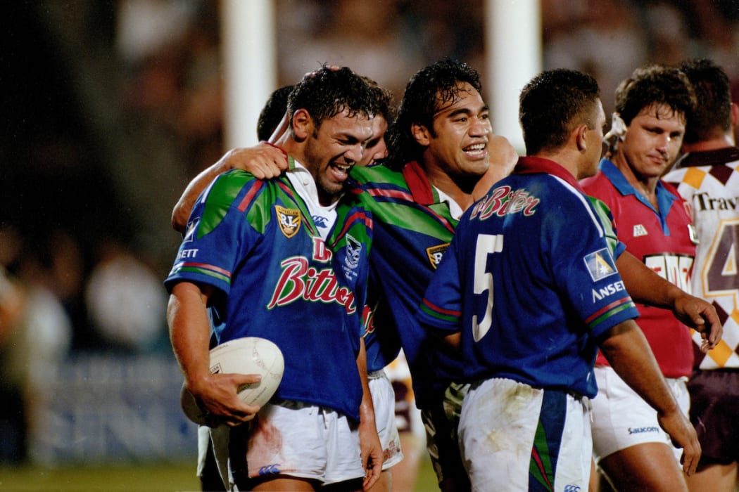 Tea Ropati and Hitro Okesene celebrate Round 1 of the 1995 Australian Rugby League Premiership at Ericsson Stadium, Auckland.