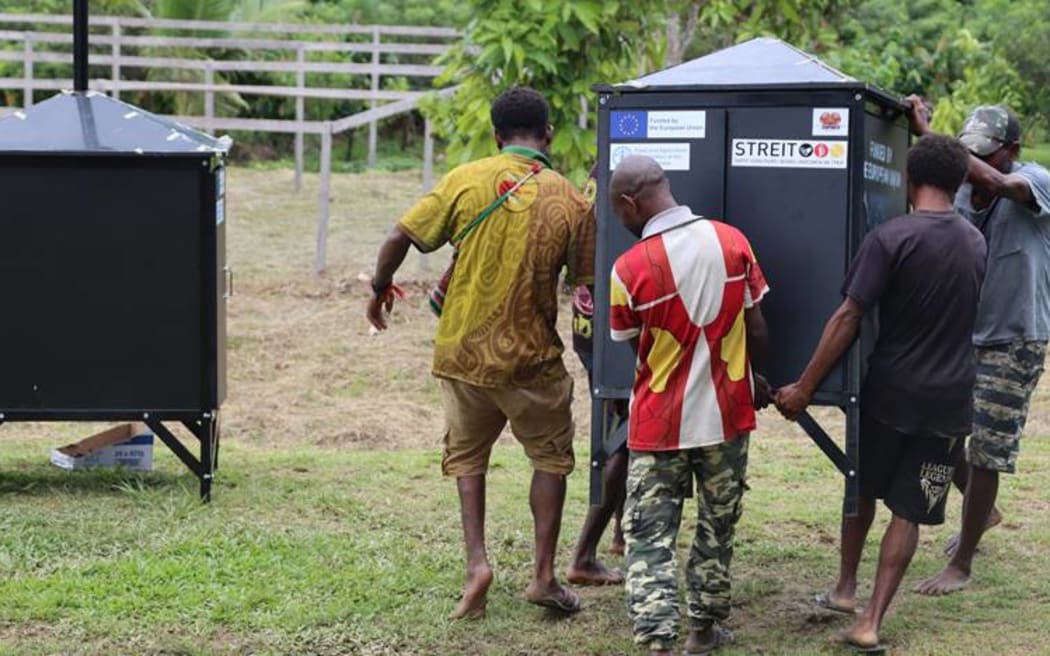 Solar dryers for Sepik vanilla farmers RNZ News