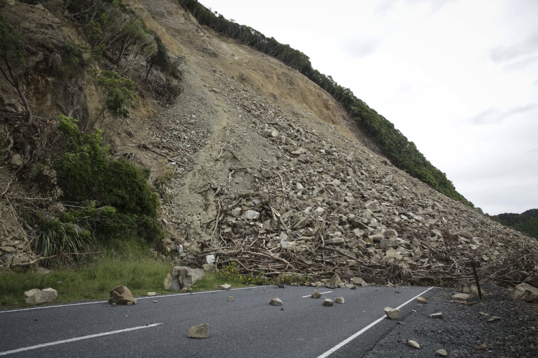 Landslide north of Kaikoura