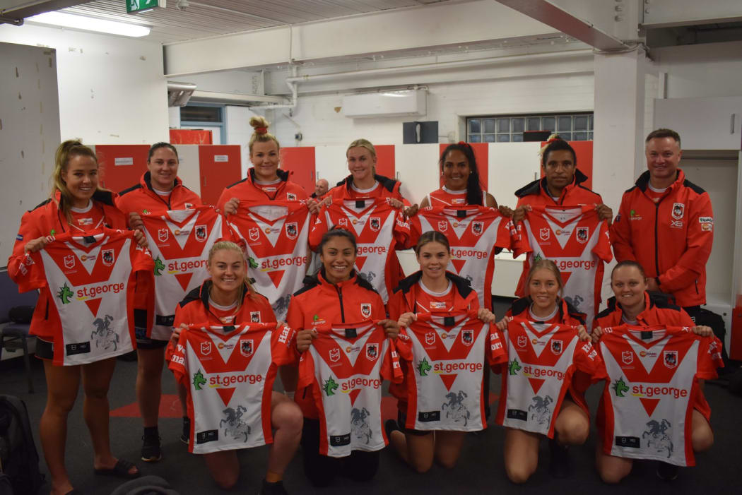 Women's Dragons 2020 jersey presentation.