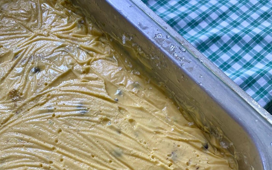 Frozen mango ice cream