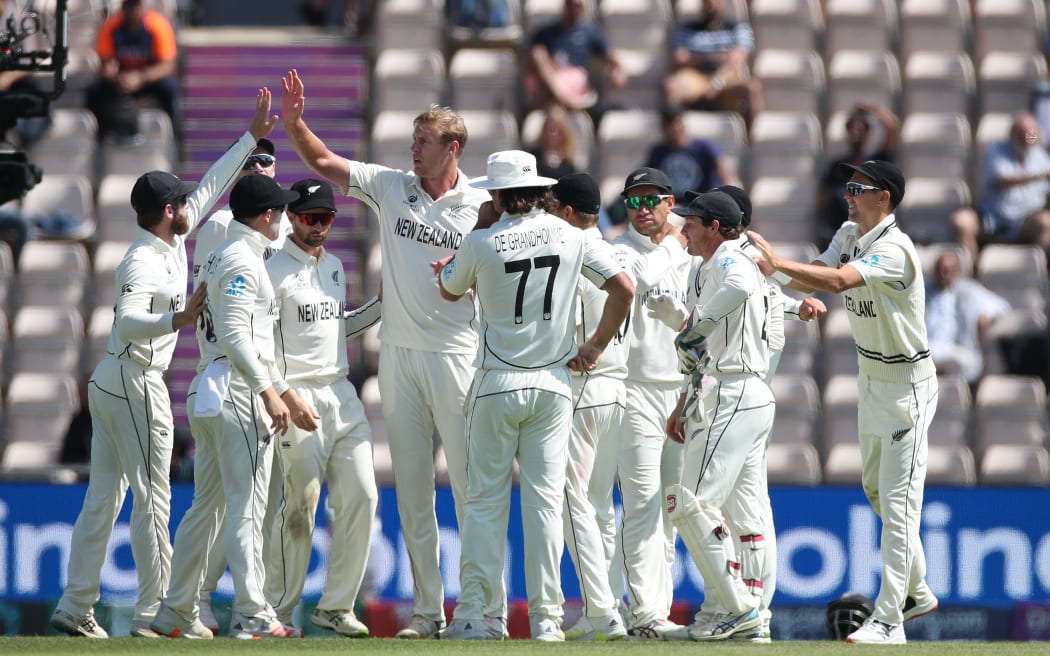 Kyle Jamieson high fives New Zealand captan Kane Williamson after taking the wicket of Virat Kohli of India
New Zealand BlackCaps v India.
Day 6 of the ICC World Test Championship Final at Southampton, England on Saturday 23rd June 2021.