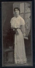 1983 suffragist Arabella Manktelow.