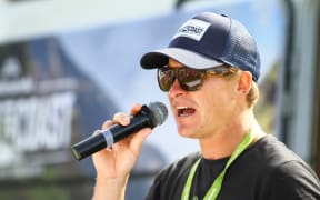 Glen Currie talking