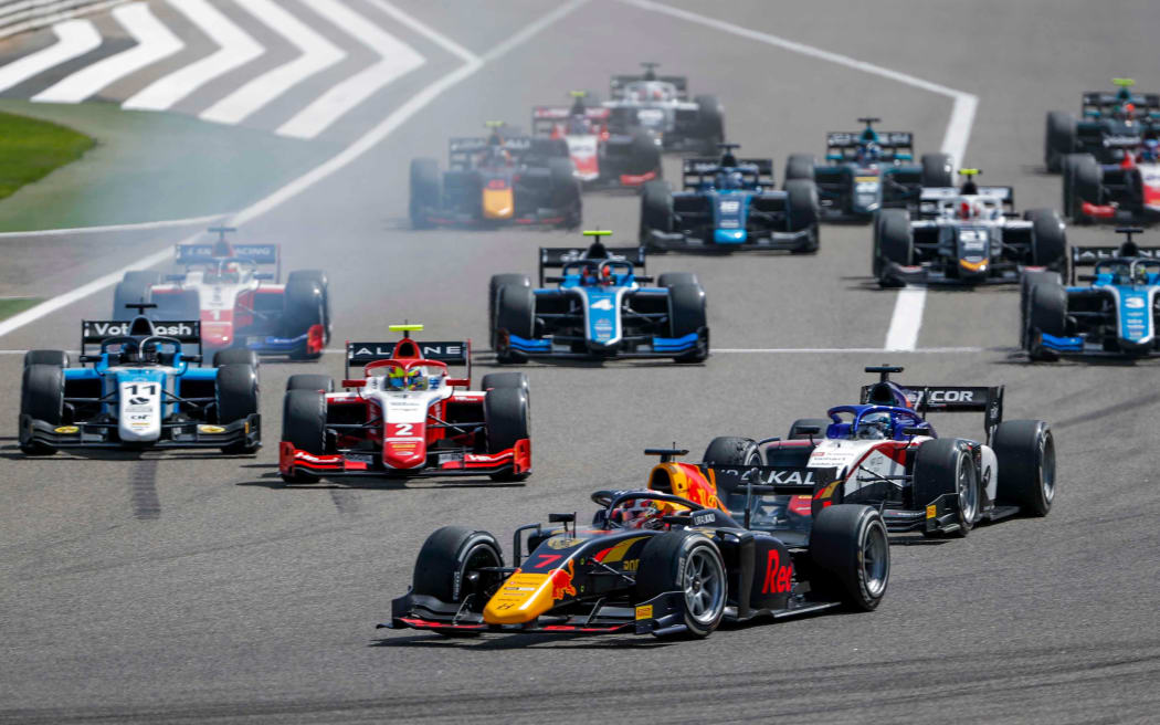 Liam Lawson leads the F2 field in Bahrain 2021.
