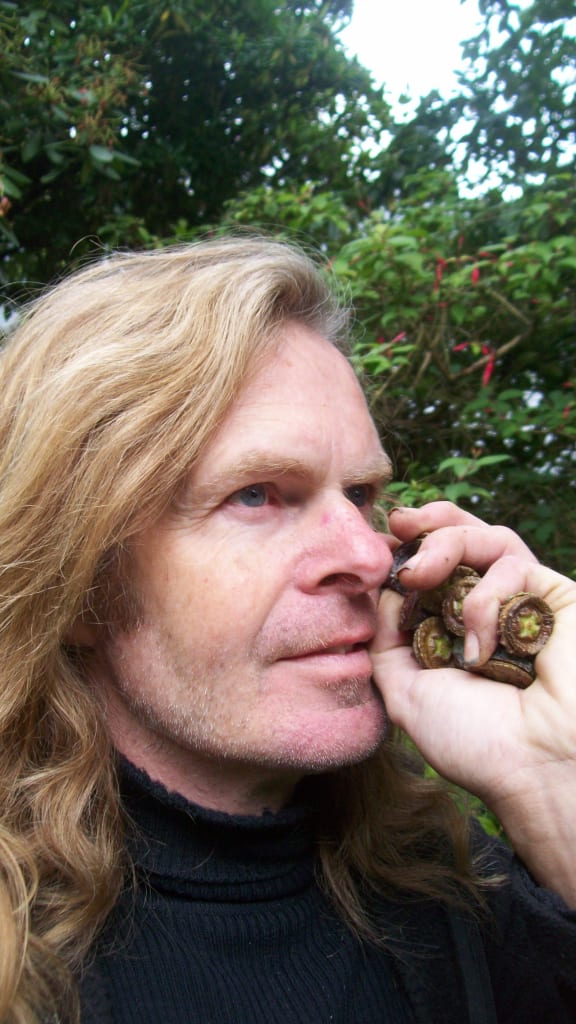 Peter Robb was rarely seen by neighbours and known to be reclusive. Photo / Peter Robb


FREE FOR EDITORIAL USE
https://www.stockvault.net/photo/106915/internet-romeo-und-blue-gum-seed-pods#