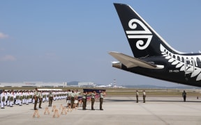 Malaysian Armed Forces and NZ Defence Force personnel at the departure ceremony at Kuala Lumpur International Airport.