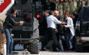 Tourists are evacuated from Bardo Museum